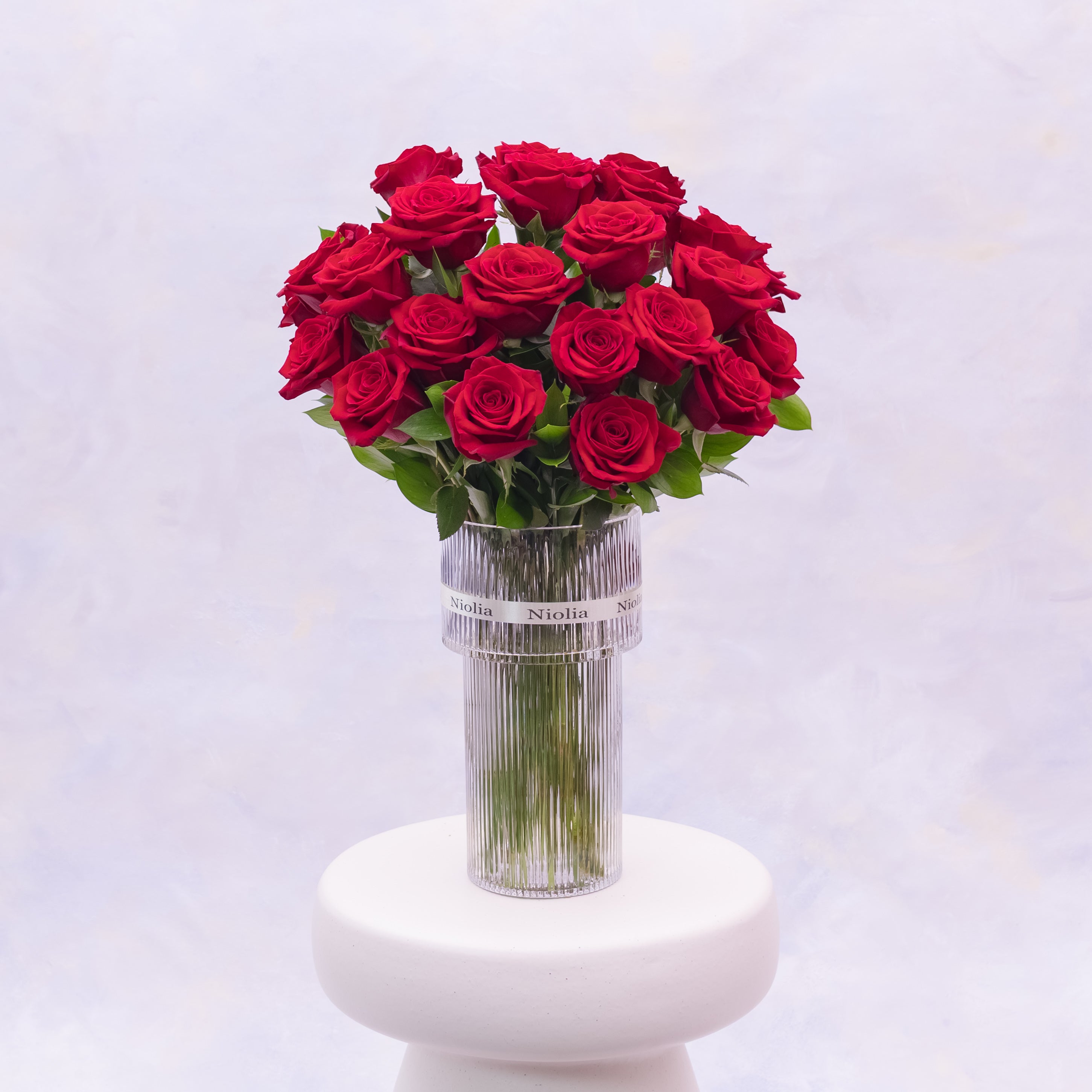 This timeless arrangement features one dozen premium red roses. Styled in Niolia’s refined classic aesthetic. Available for same-day flower delivery in San Francisco and surrounding Bay Area cities.