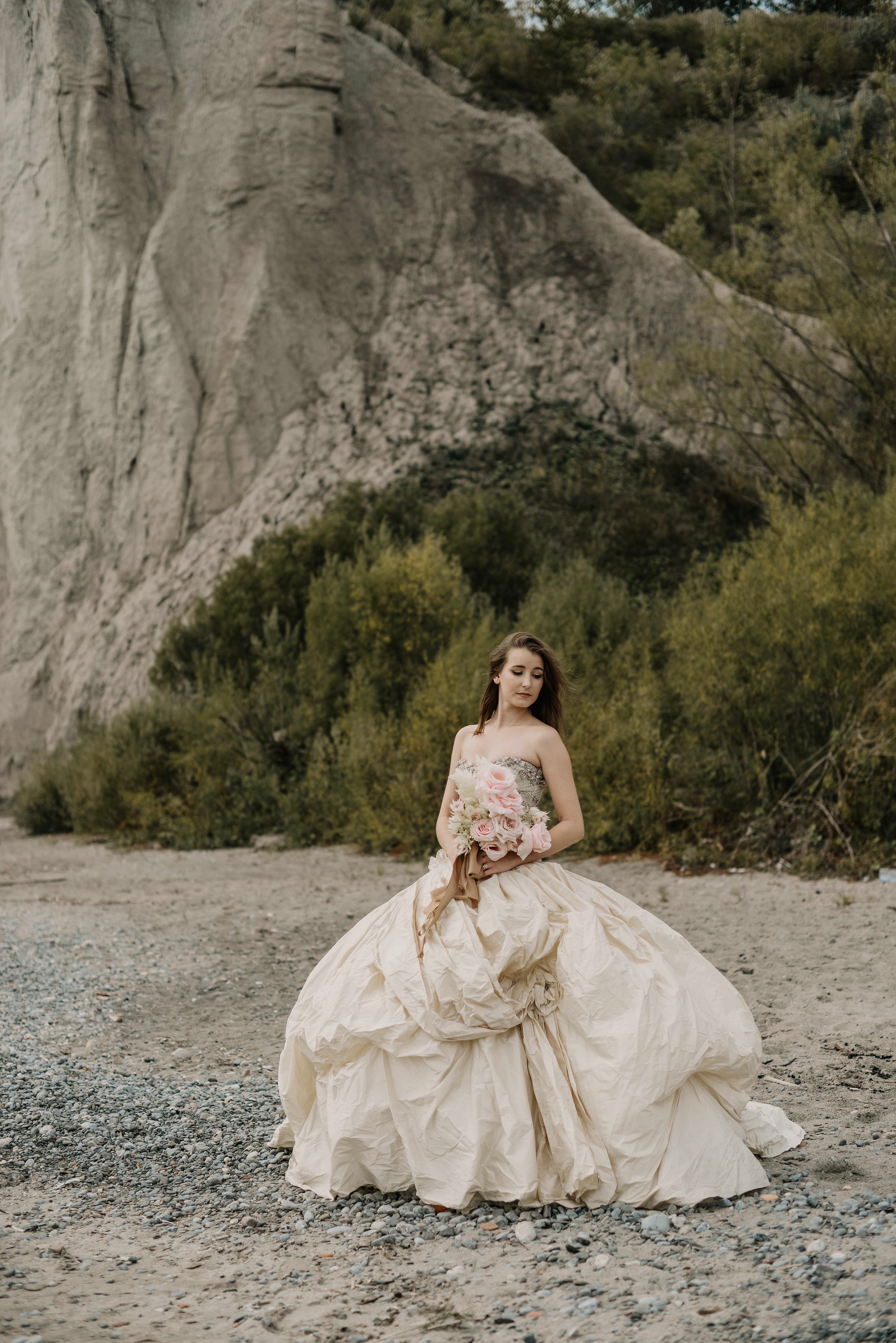 Outdoor wedding photos with bride